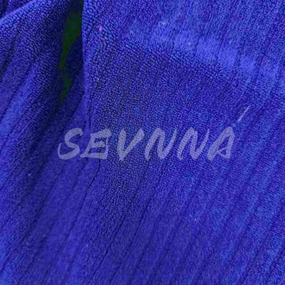 Το τέλειο ύφασμα για οποιονδήποτε λάτρη των leggings.