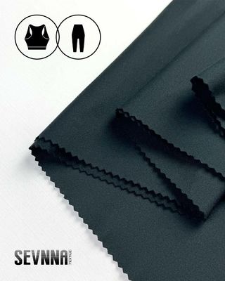 Υψηλής απόδοσης υφάσματα για τρέξιμο με προστασία από τον ήλιο UPF 50+, ελαστικό χιτώνα και τεχνολογία αντιοσμών για ένδυση