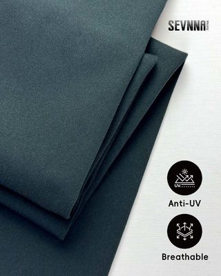 Υψηλής απόδοσης υφάσματα για τρέξιμο με προστασία από τον ήλιο UPF 50+, ελαστικό χιτώνα και τεχνολογία αντιοσμών για ένδυση