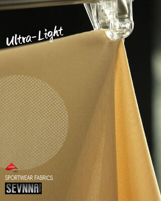 Ελαφρύ ύφασμα Stretch Lycra 135gsm με πλάτος 158cm και σύνθεση 45% Nylon + 55% Lycra για εξαιρετική άνεση